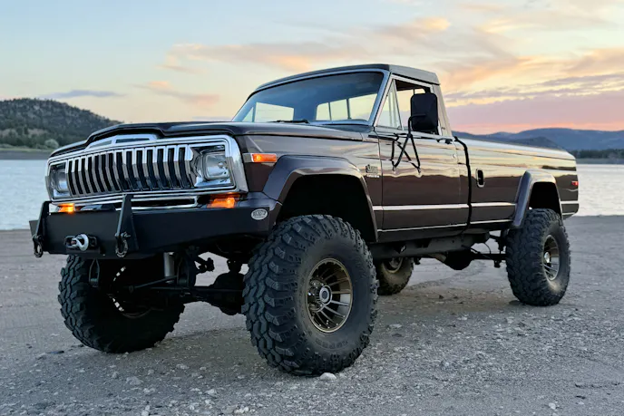 1986 Jeep J10 Build: 406 Stroker V8 & 37-Inch Tires